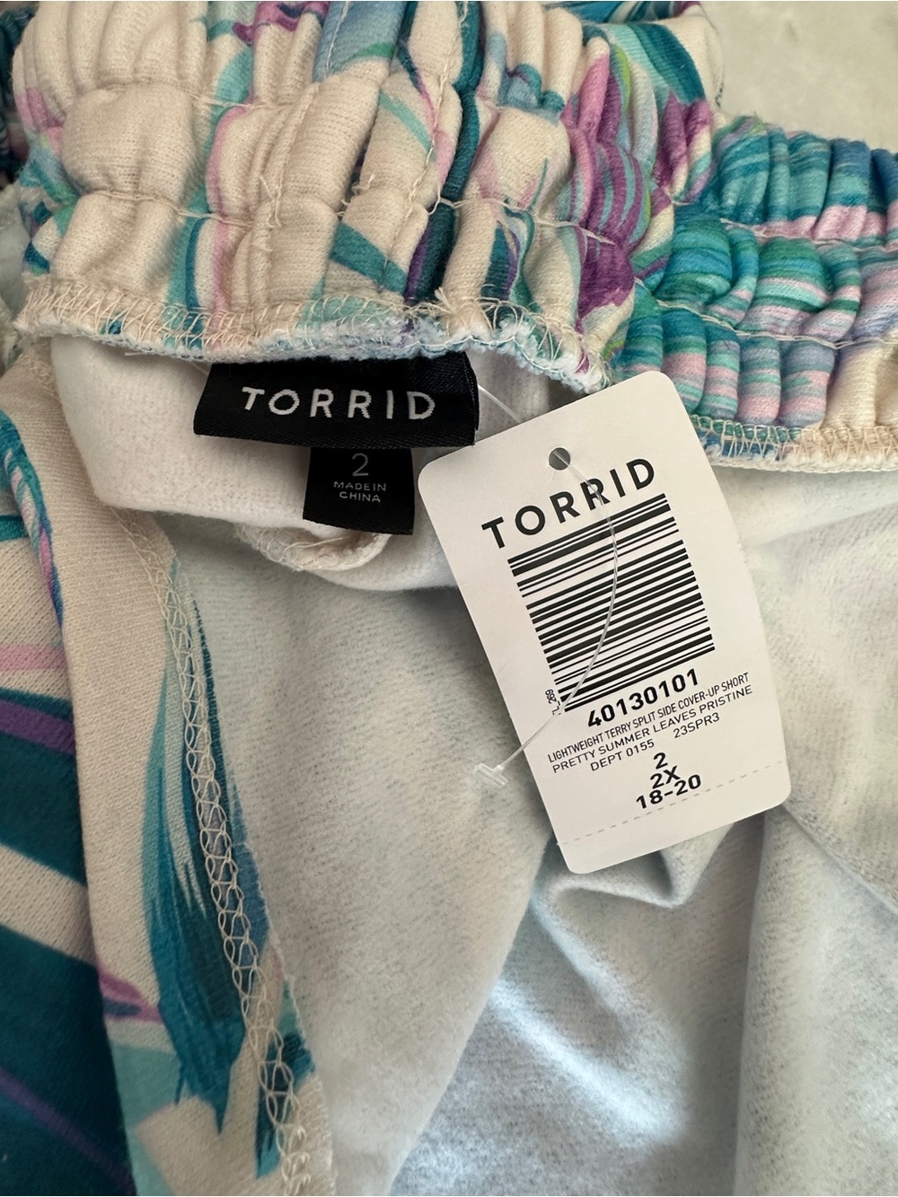 Torrid 2X Women's Terry Cloth Split Side Beach Short Leaf Pattern - Picture 10 of 11